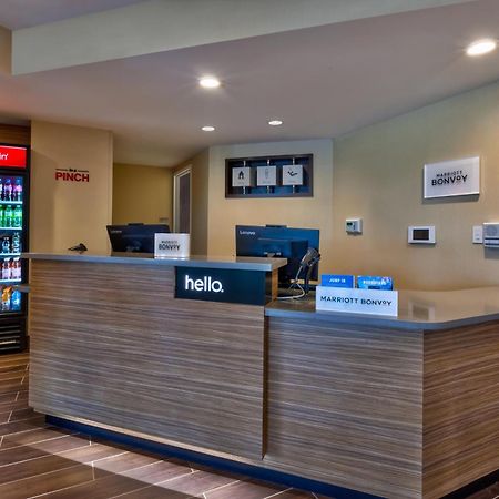 Towneplace Suites By Marriott Grand Rapids Airport Southeast Eksteriør billede